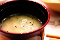 飲んべぇの〆に冬瓜スープは最高！